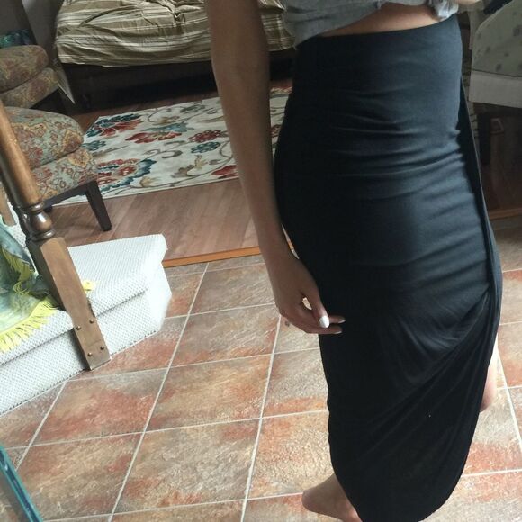 Black express wrap skirt - Picture 2 of 4